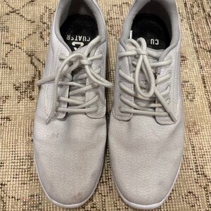 CUATER Men's Light Gray Sneakers